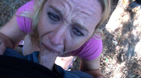 Siren XXX Studios are proud to present you with xxx pics featuring Dee Siren in watersport fantasy