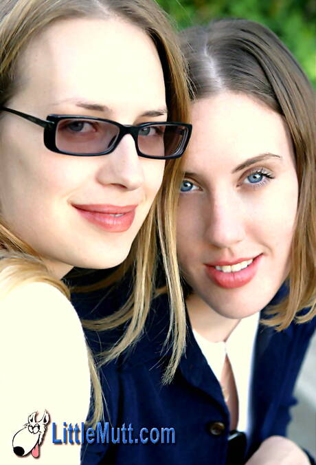 Big Booty Lesbians Pics