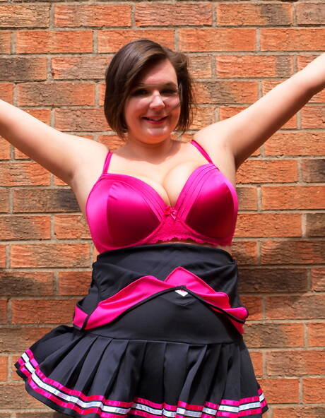 TAC Amateurs are pleased to offer you xxx pictures featuring Roxy xxx gallery 266990